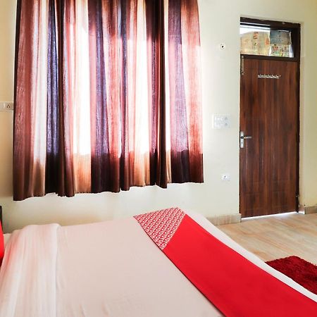 Silver Dew Resorts And Restaurant Dhanaulti Eksteriør billede