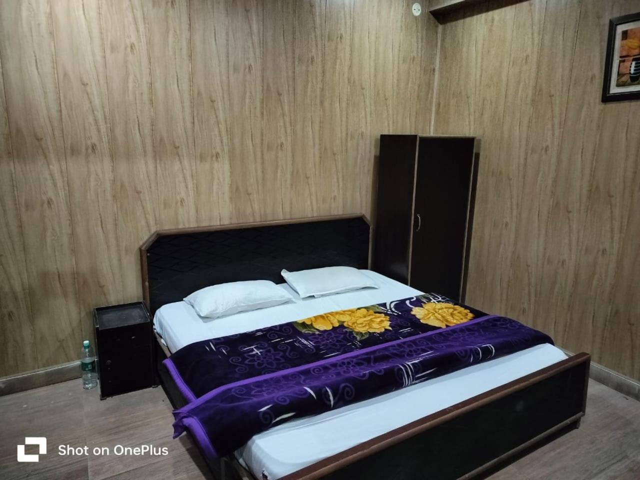 Silver Dew Resorts And Restaurant Dhanaulti Eksteriør billede