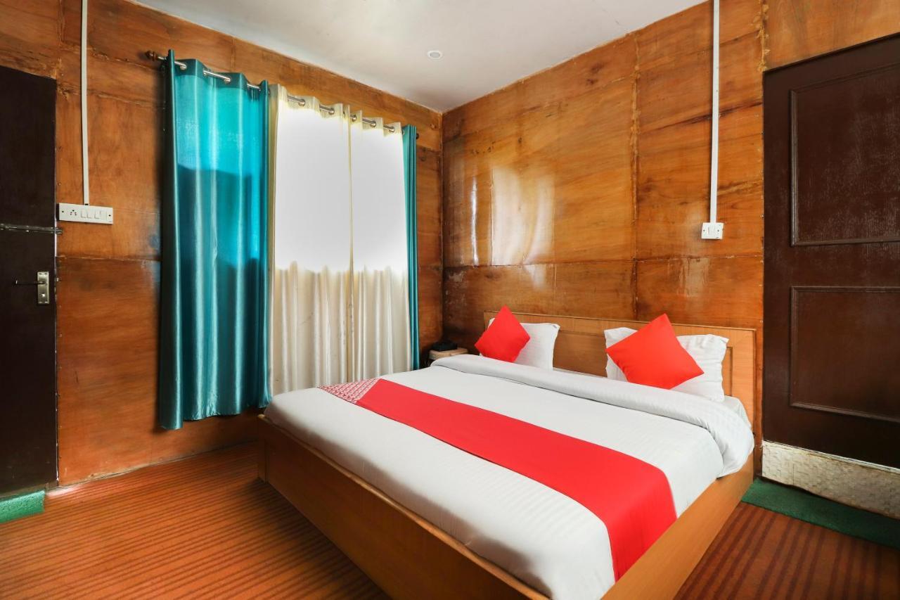 Silver Dew Resorts And Restaurant Dhanaulti Eksteriør billede